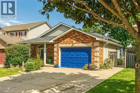 64 Caledonia Avenue Caledonia ON N3W 2M9