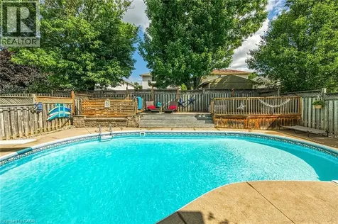 64 Caledonia Avenue Caledonia ON N3W 2M9