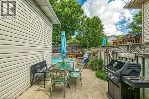 64 Caledonia Avenue Caledonia ON N3W 2M9