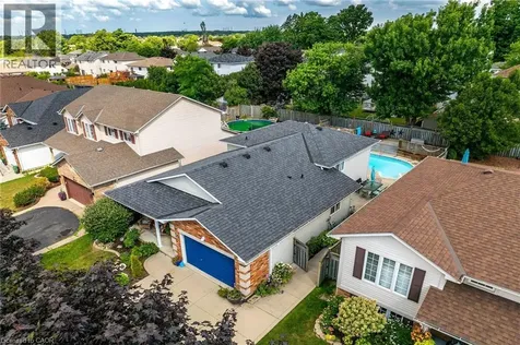 64 Caledonia Avenue Caledonia ON N3W 2M9