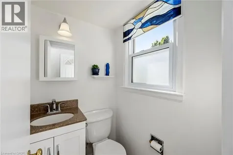 50 Queen Mary Crescent London ON N6H 4B4