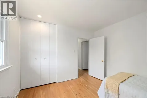 50 Queen Mary Crescent London ON N6H 4B4