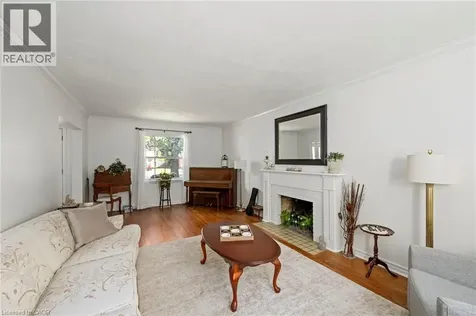 50 Queen Mary Crescent London ON N6H 4B4