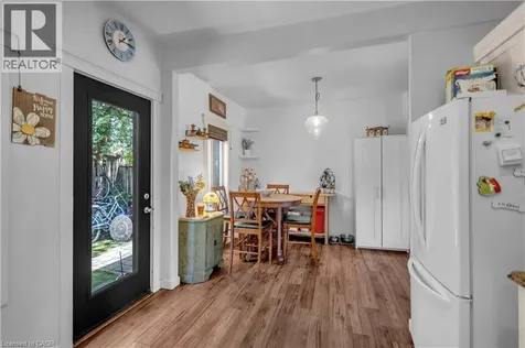 30 Sunset Avenue Hamilton ON L8R 1V6