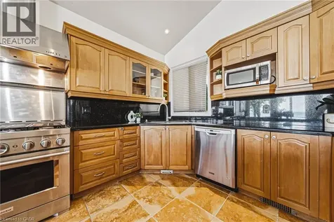 511 Glover Road Stoney Creek ON L8E 5C6