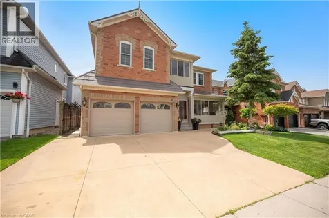 11 Downey Drive Whitby ON L1M 1J3