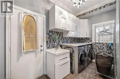 11 Downey Drive Whitby ON L1M 1J3