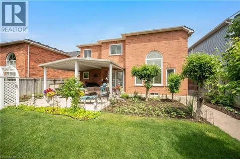 11 Downey Drive Whitby ON L1M 1J3