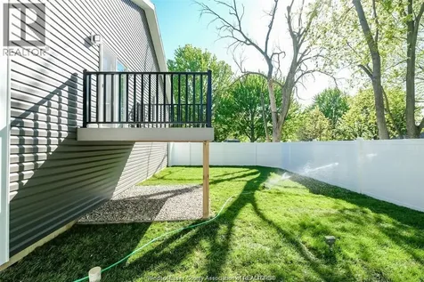 81 Brien Avenue West Essex ON N8M 1V9