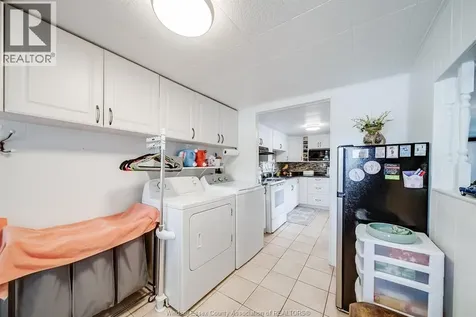 110 Brooks Boulevard Lakeshore ON N8N 2P8