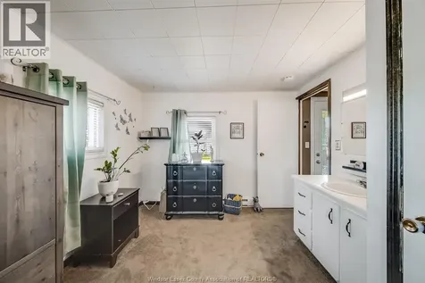 110 Brooks Boulevard Lakeshore ON N8N 2P8