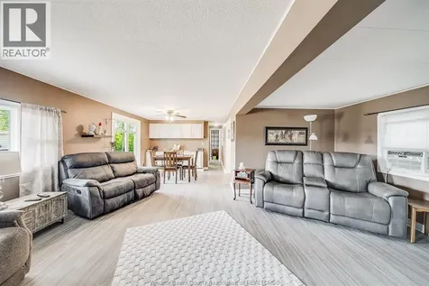 110 Brooks Boulevard Lakeshore ON N8N 2P8