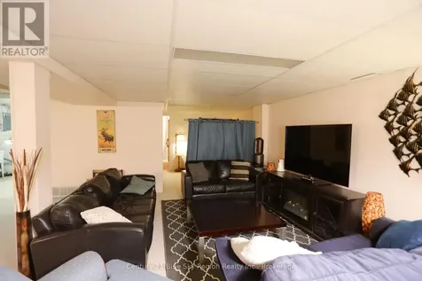 124 King Street West Powassan ON P0H 1Z0