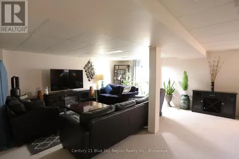 124 King Street West Powassan ON P0H 1Z0