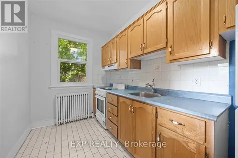 484 Gilmour Street Ottawa ON K1R 5L4