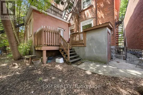 484 Gilmour Street Ottawa ON K1R 5L4
