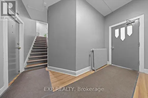 484 Gilmour Street Ottawa ON K1R 5L4