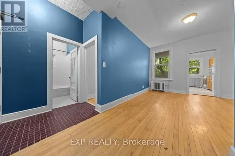 484 Gilmour Street Ottawa ON K1R 5L4