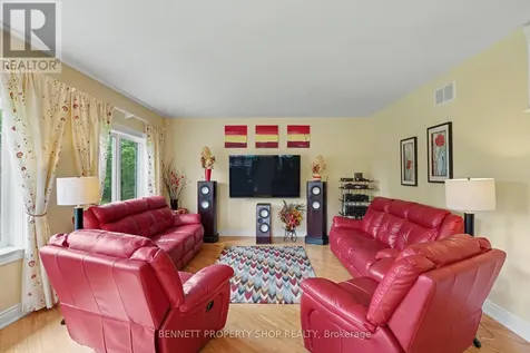 121 Covered Bridge Way Ottawa ON K0A 1L0