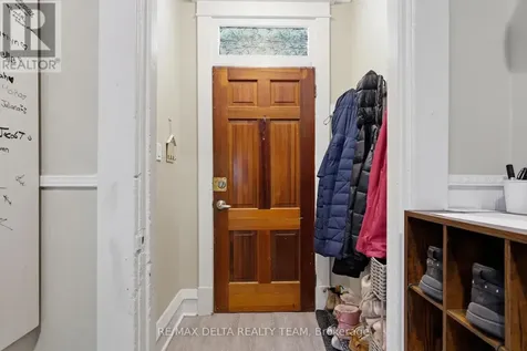181 Goulburn Avenue Ottawa ON K1N 8E3