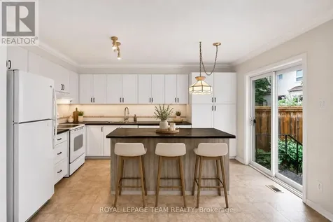 19 Windhurst Drive Ottawa ON K2G 6G5