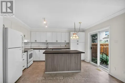 19 Windhurst Drive Ottawa ON K2G 6G5