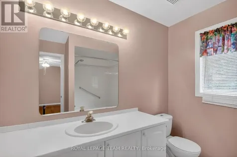 19 Windhurst Drive Ottawa ON K2G 6G5