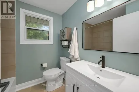 2418 Clementine Boulevard Ottawa ON K1V 8E2