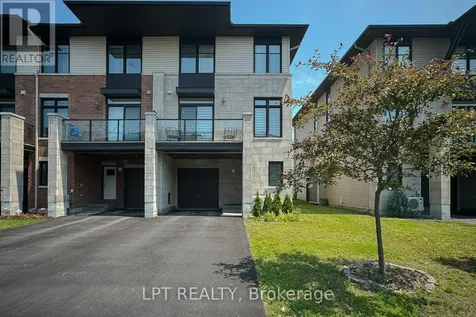 552 Labrador Crescent Ottawa ON K1T 0R5