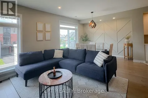 552 Labrador Crescent Ottawa ON K1T 0R5