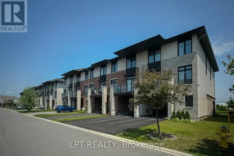 552 Labrador Crescent Ottawa ON K1T 0R5