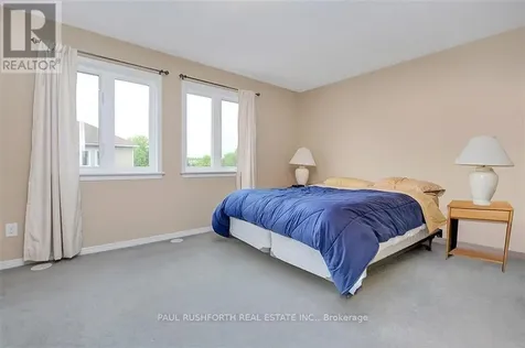 301 Mosaic Private Ottawa ON K2K 0H1