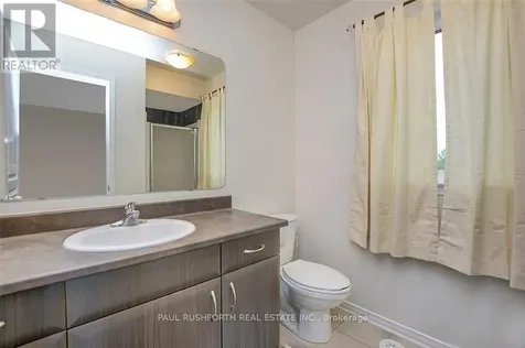 301 Mosaic Private Ottawa ON K2K 0H1