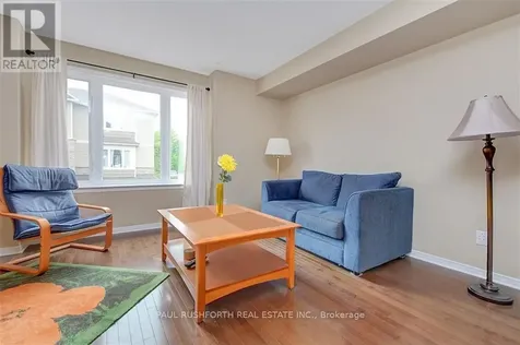 301 Mosaic Private Ottawa ON K2K 0H1