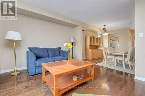 301 Mosaic Private Ottawa ON K2K 0H1