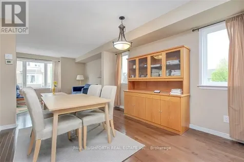 301 Mosaic Private Ottawa ON K2K 0H1