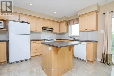 301 Mosaic Private Ottawa ON K2K 0H1