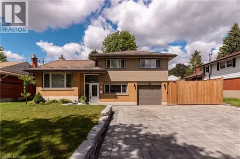 304 Greenfield Avenue Kitchener ON N2C 1E1
