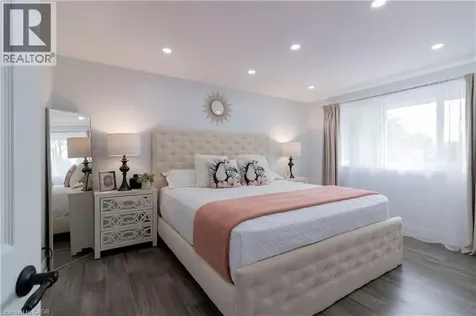 304 Greenfield Avenue Kitchener ON N2C 1E1