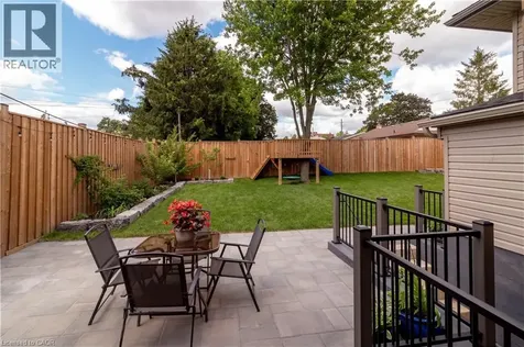 304 Greenfield Avenue Kitchener ON N2C 1E1