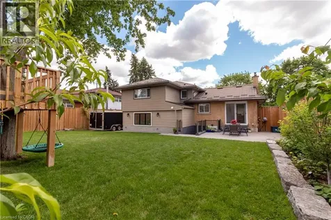 304 Greenfield Avenue Kitchener ON N2C 1E1