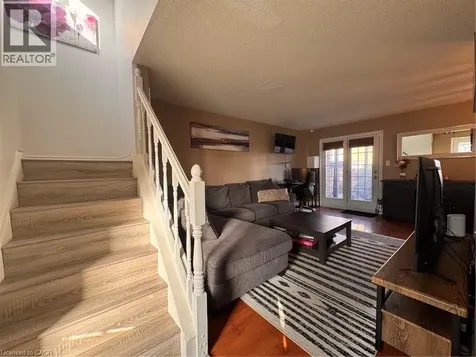 19 Dalzell Avenue Brampton ON L6Z 1H1
