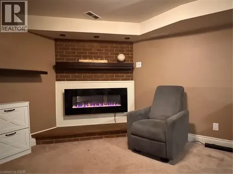 19 Dalzell Avenue Brampton ON L6Z 1H1