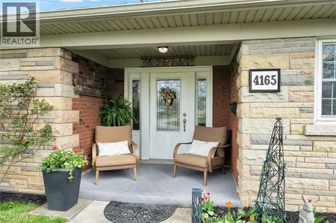 4165 William Street Beamsville ON L3J 0K7