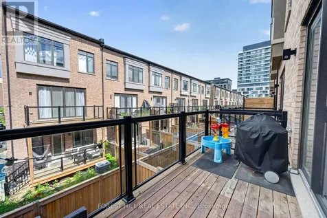 96 Salterton Circle Vaughan ON L6A 4Z2