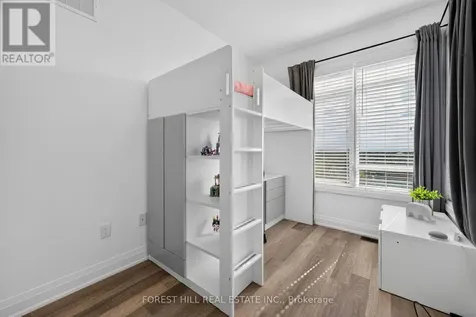 96 Salterton Circle Vaughan ON L6A 4Z2