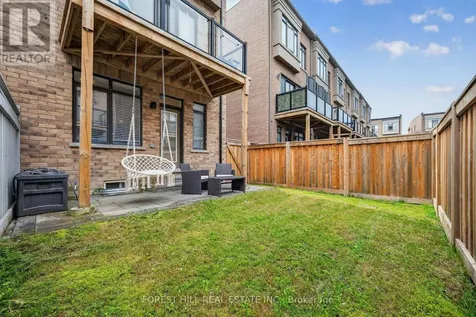 96 Salterton Circle Vaughan ON L6A 4Z2