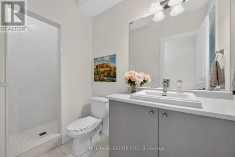 96 Salterton Circle Vaughan ON L6A 4Z2