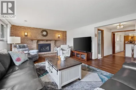 1251 Huntwick Place Lasalle ON N9H 2B4