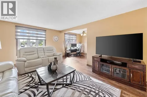1251 Huntwick Place Lasalle ON N9H 2B4